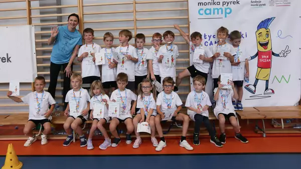 Monika Pyrek Camp odbyło się w Szkole Podstawowej w Dąbrowie