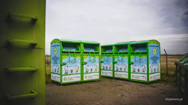 pojemniki na odzież