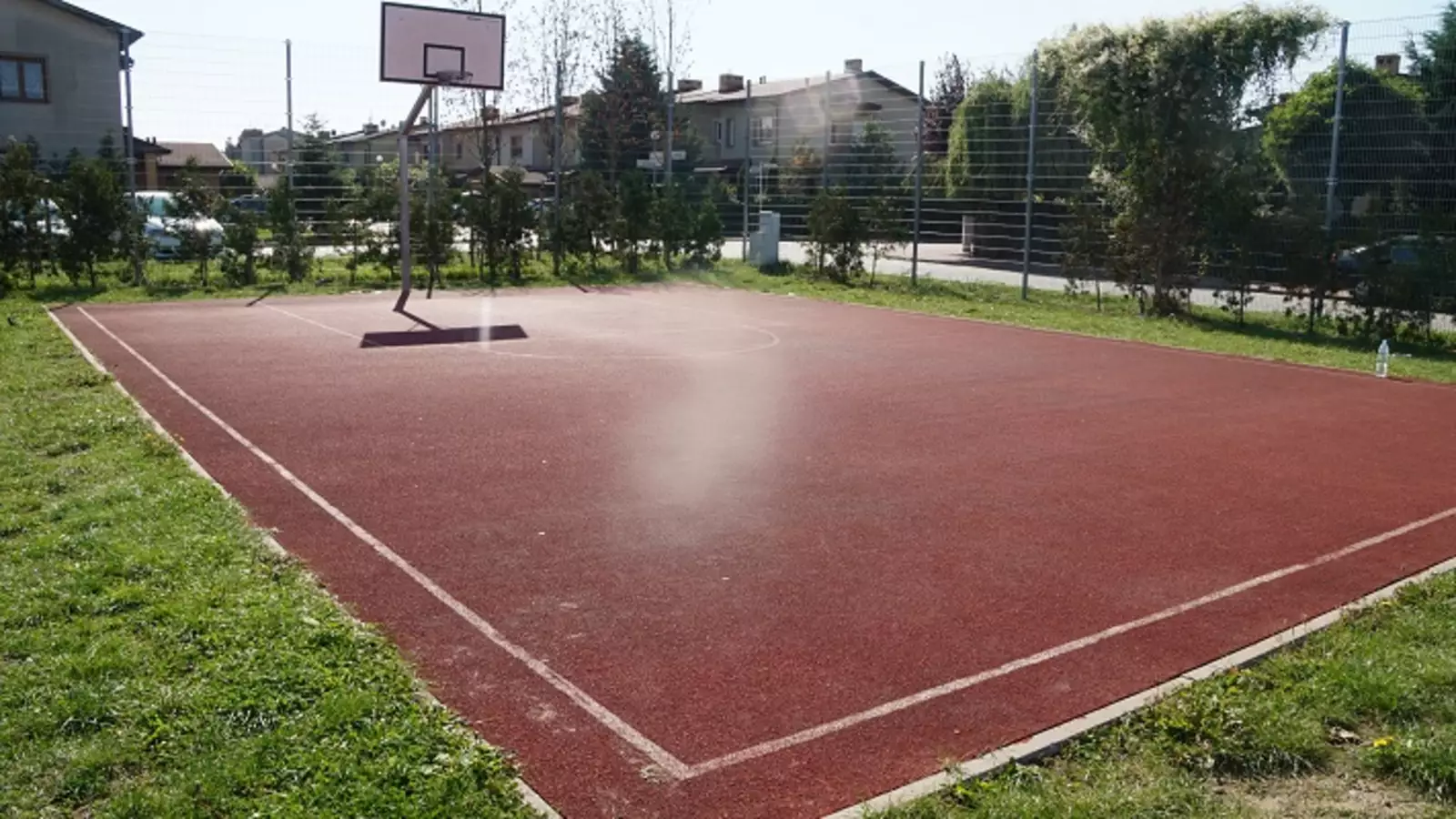Boisko do koszykówki w Skórzewie, ul. Malinowa