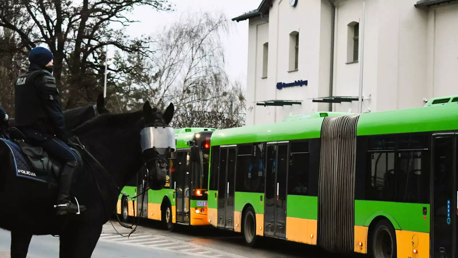Przyjazd kibiców do Palędzia
