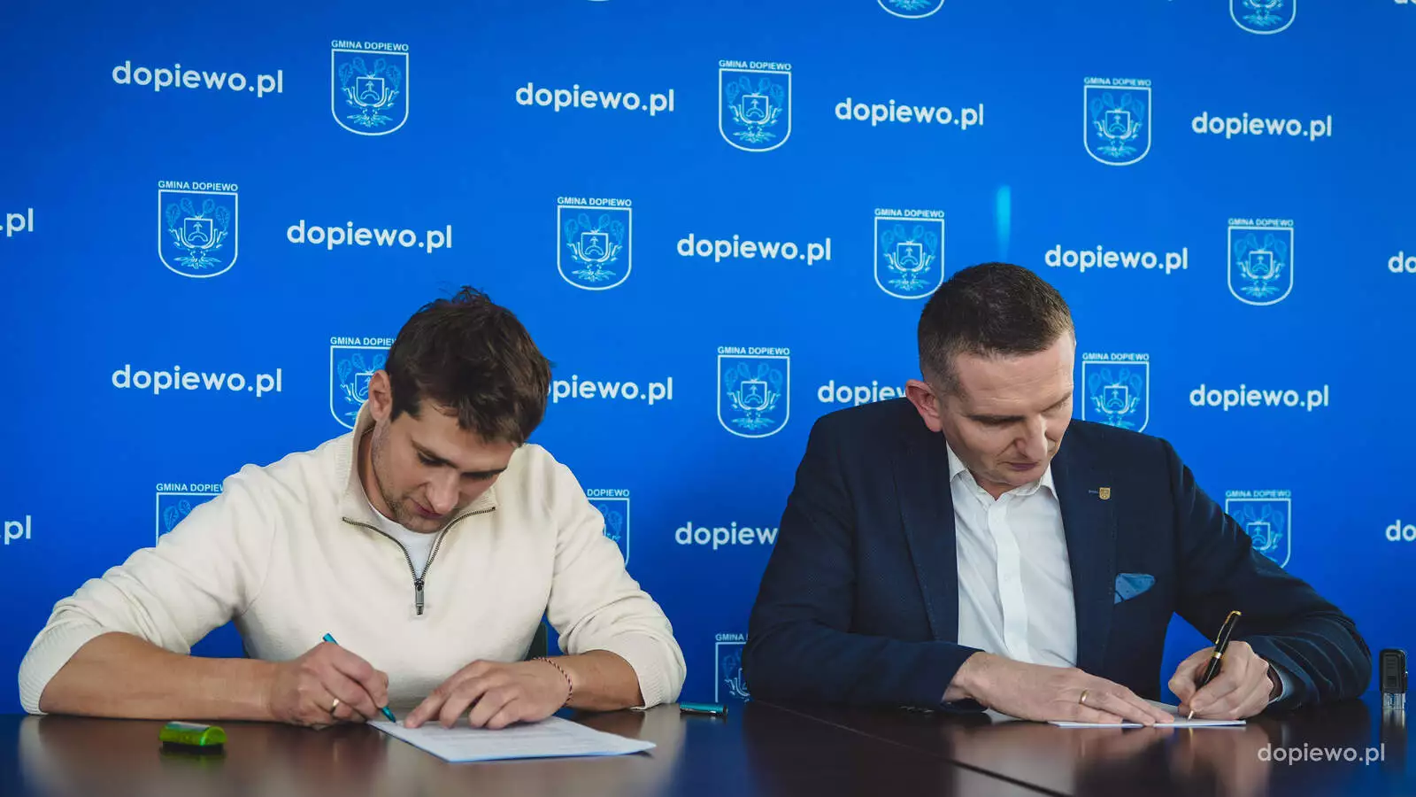 Wójt Gminy Dopiewo podpisał umowę na rozbudowę OSP w Palędziu