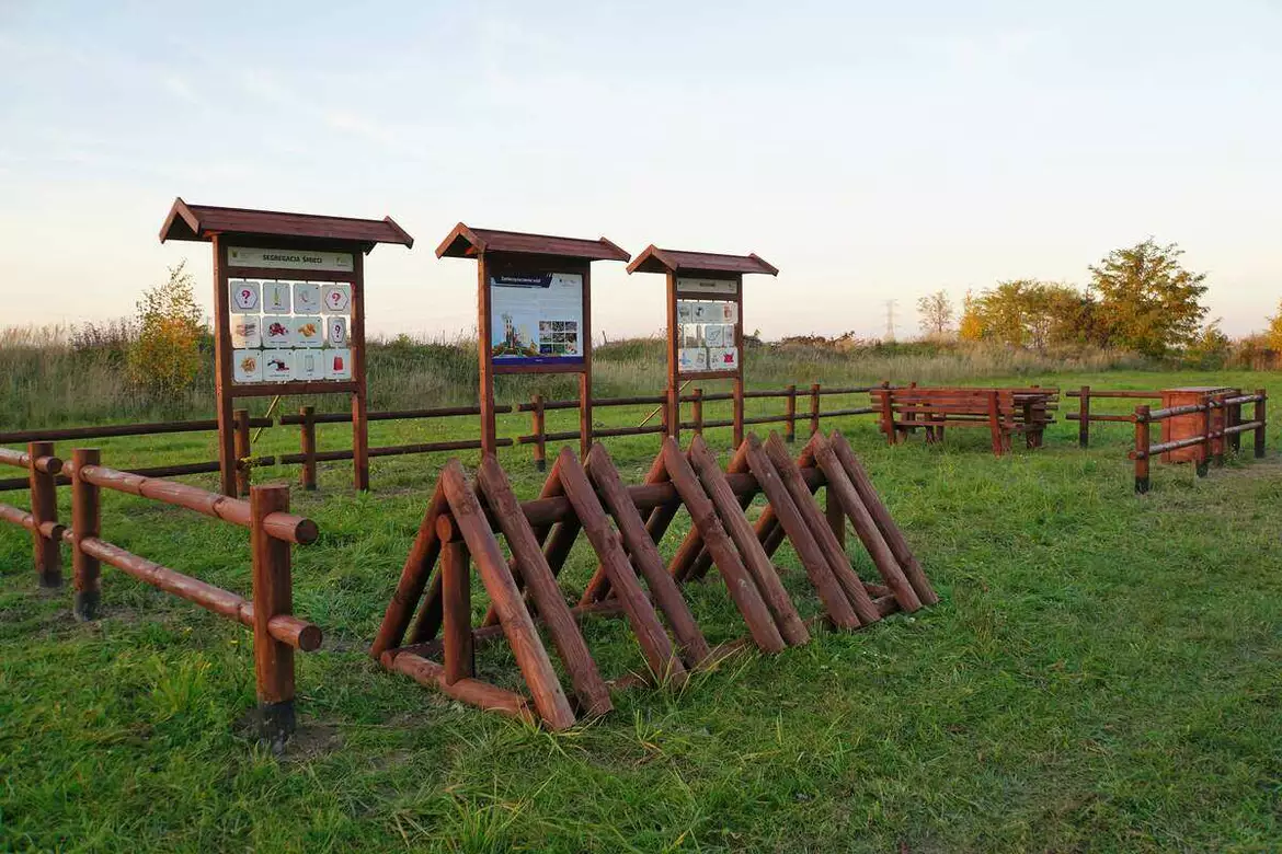 Skwerek edukacyjny w Dopiewie przy ul. Komunalnej