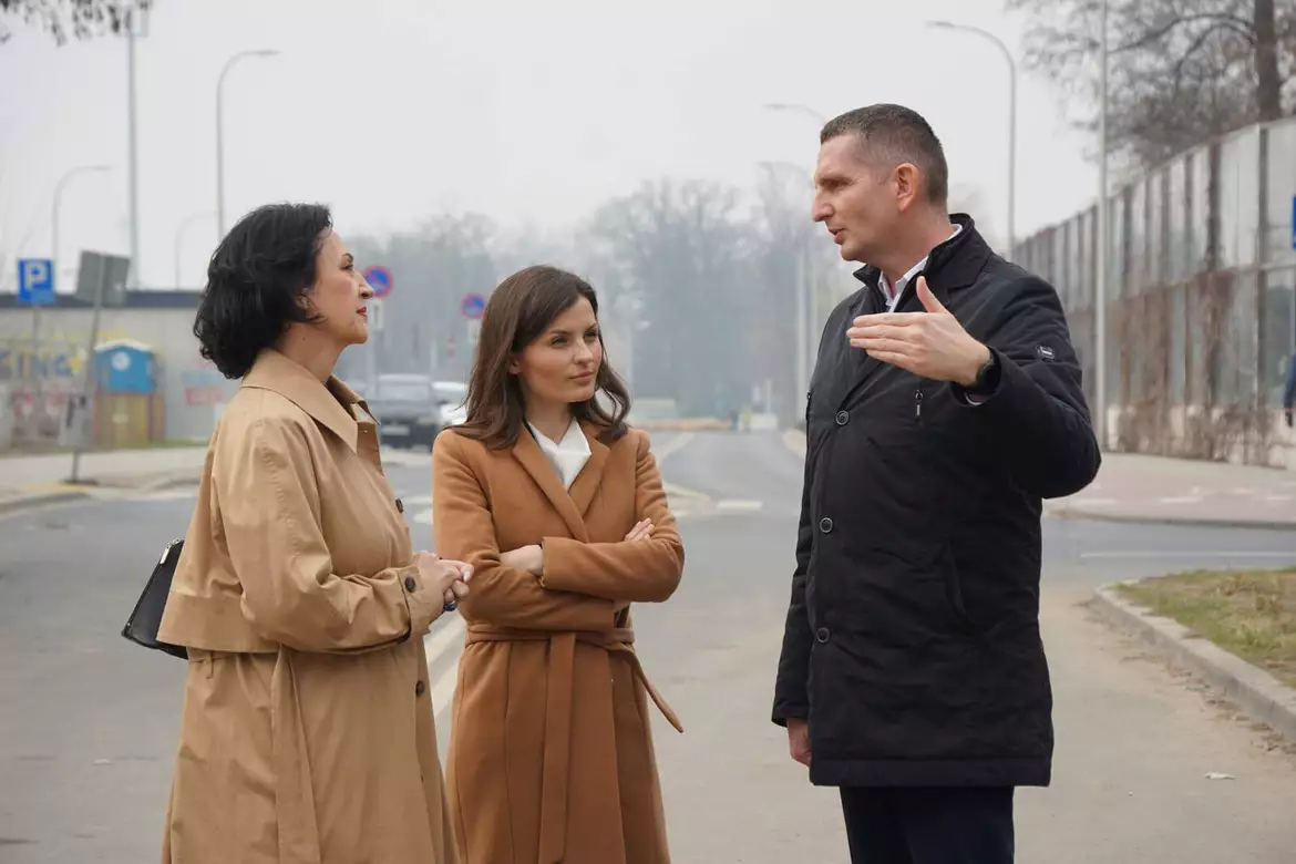 Wójt Gminy Dopiewo Sławomir Skrzypczak z Wojewodą Agatą Sobczyk i Posłanką Ewa Shadler