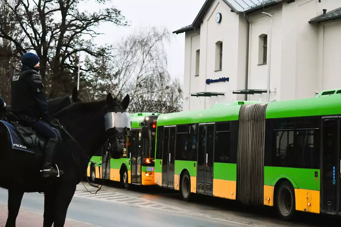 Przyjazd kibiców do Palędzia