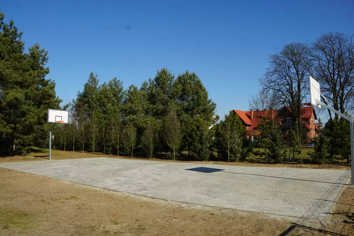 Boisko do koszykówki w Zakrzewie