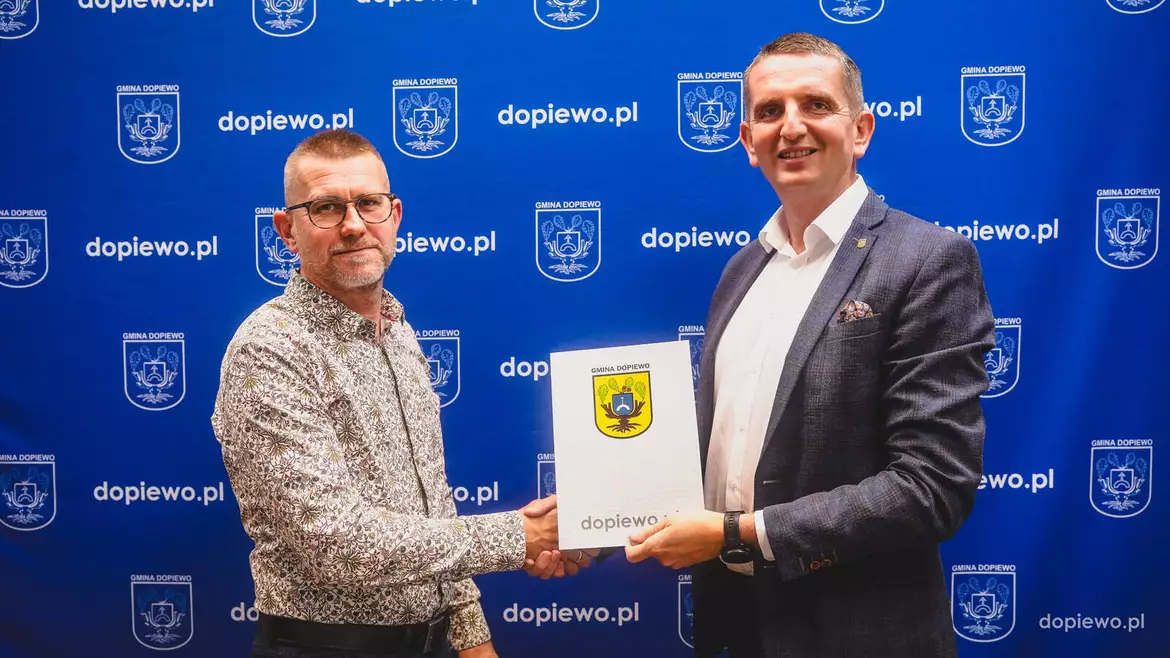 Wójt Gminy Sławomir Skrzypczak i Marek Gallas