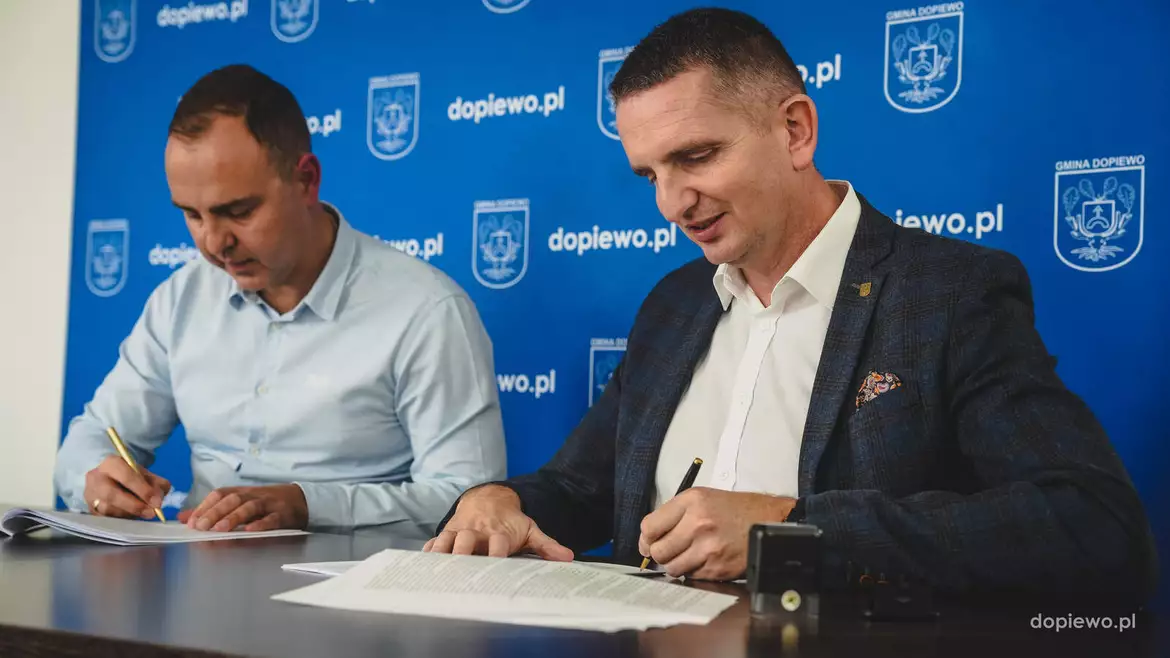 ul. Nad Potokiem w Skórzewie - podpisanie umowy