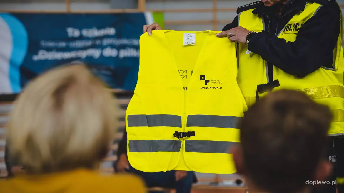 Odblaskowy Pierwszoklasista, kamizelka odblaskowa