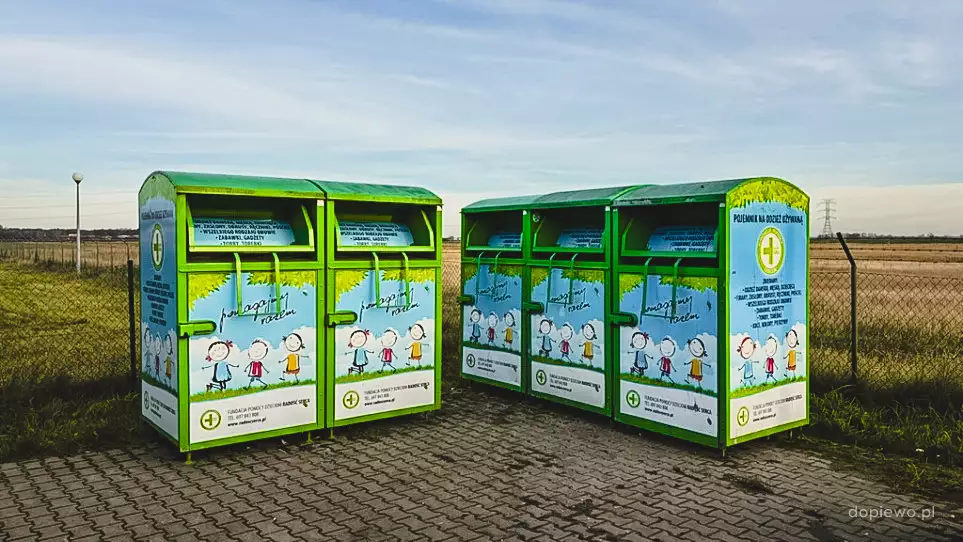 pojemniki na odzież