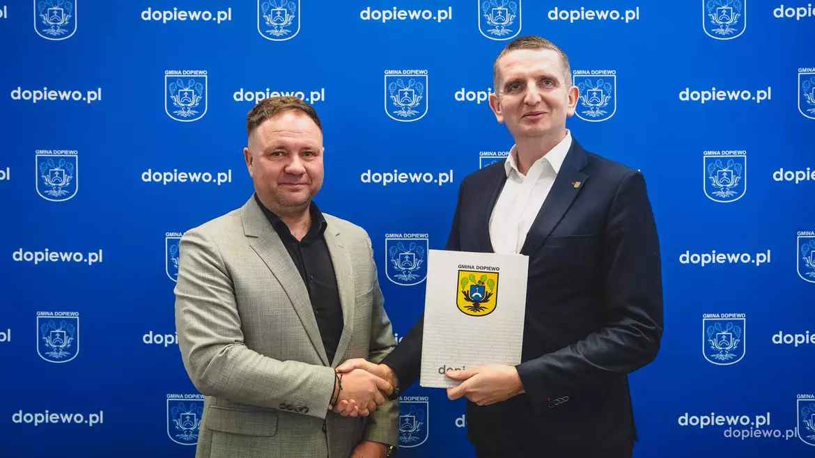 Podpisanie umowy na ścieżkę Gołuski - Plewiska