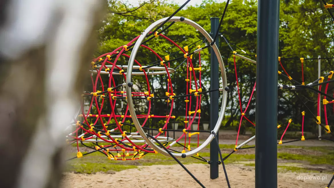 Mini park linowy w Skórzewie